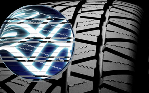  Die speziell geschwungenen Profilblöcke des MICHELIN Latitude Cross ermöglichen, dass der Reifen in einer gleichmäßigen Vorwärtsbewegung abrollt.  (Foto: Michelin)